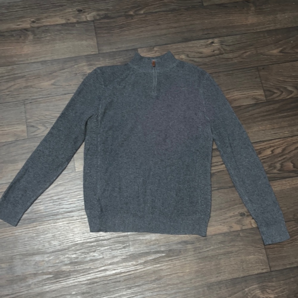 Men’s 1/4 Zip Sweater - Large - Like New